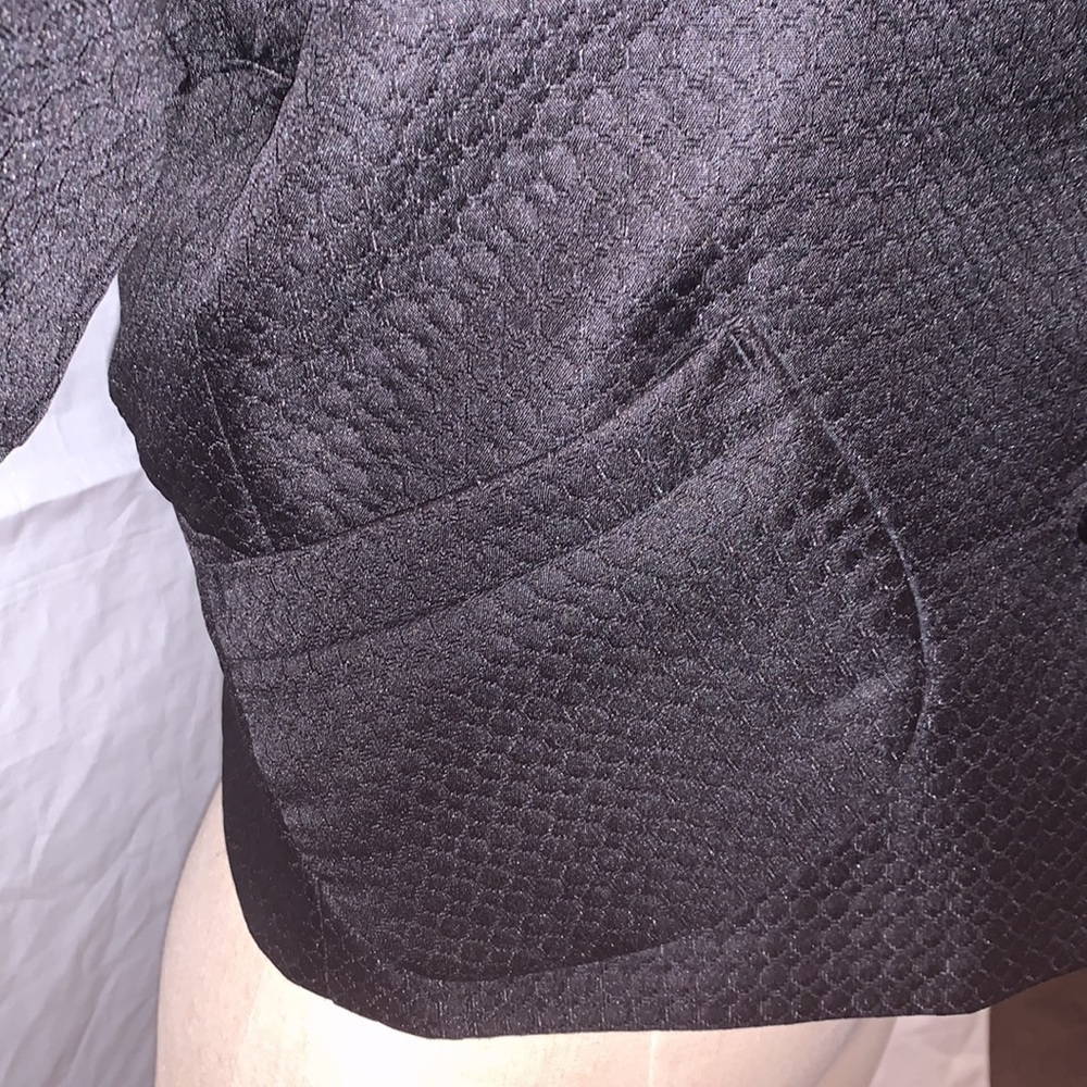 Tulle short sleeved black blazer, Large - Picture 6 of 9